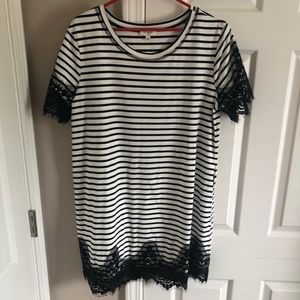 Umgee lace trimmed dress